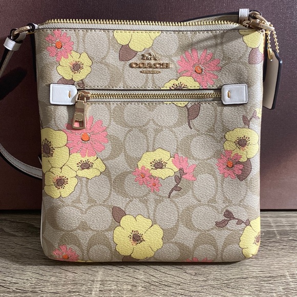 Coach Mini Rowan File Bag Floral Cluster Print NWT - Picture 4 of 9
